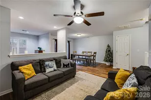 5925 Prescott Ct, Charlotte, NC 28269 - Photo 9