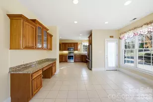 211 Harbor Ridge Dr, Statesville, NC 28677 - Photo 13