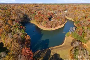 211 Harbor Ridge Dr, Statesville, NC 28677 - Photo 3