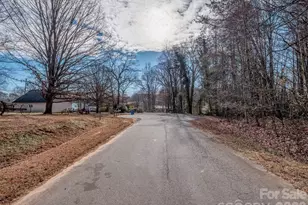 4677 Stratford Ln, Denver, NC 28037 - Photo 15