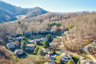 47 Winghaven Heights, Waynesville, NC 28786 - Photo 3