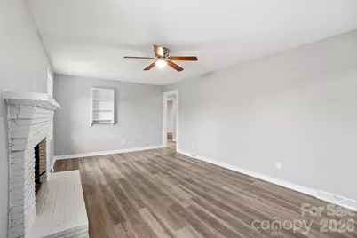 25 American Avenue NE, Concord, NC 28025 - Photo 9