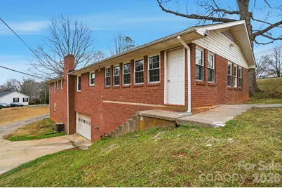 25 American Avenue NE, Concord, NC 28025 - Photo 29