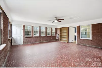 25 American Avenue NE, Concord, NC 28025 - Photo 27