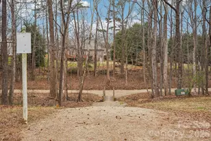 551 Dovefield Dr, Indian Trail, NC 28079 - Photo 33