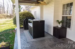 230 Hideaway Ln, Mooresville, NC 28117 - Photo 37