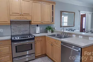 230 Hideaway Ln, Mooresville, NC 28117 - Photo 17