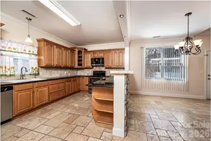 1825 Plaza Dr, Hickory, NC 28602 - Photo 13