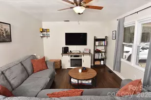 470 Nestlewood Ln, Salisbury, NC 28144 - Photo 3