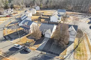 1430 Braveheart Ln, Charlotte, NC 28216 - Photo 31