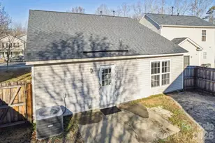 1430 Braveheart Ln, Charlotte, NC 28216 - Photo 27