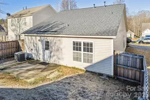 1430 Braveheart Ln, Charlotte, NC 28216 - Photo 29