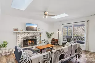 210 Spring Valley Dr, Mars Hill, NC 28754 - Photo 5