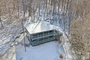 210 Spring Valley Dr, Mars Hill, NC 28754 - Photo 31