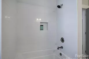 2574 Barry St, Charlotte, NC 28205 - Photo 27