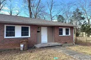 323 N Flint St, Lincolnton, NC 28092 - Photo 1