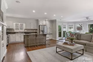 421 Merwick Cir, Charlotte, NC 28211 - Photo 13