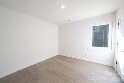 647 E Sharpe Street, Statesville, NC 28677 - Photo 17