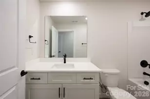 647 E Sharpe St, Statesville, NC 28677 - Photo 19