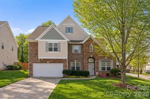 831 Irish Green Dr, Clover, SC 29710 - Photo 3