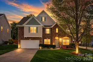 831 Irish Green Dr, Clover, SC 29710 - Photo 3