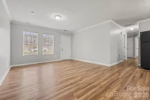 10409 Landon St, Charlotte, NC 28215 - Photo 9