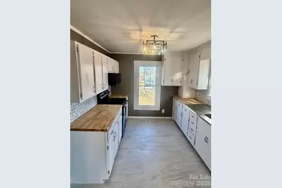 2733 Coldwater Street, Connelly Springs, NC 28612 - Photo 9