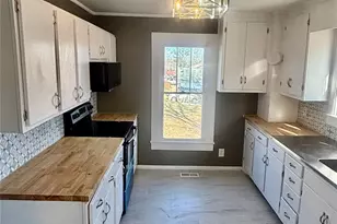 2733 Coldwater St, Connelly Springs, NC 28612 - Photo 9