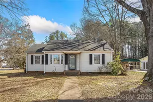 1072 5th St NE, Hickory, NC 28601 - Photo 33