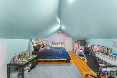 1072 5th Street NE, Hickory, NC 28601 - Photo 17