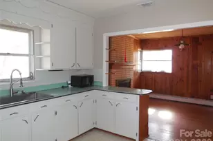 781 Denning Pl, Charlotte, NC 28227 - Photo 5