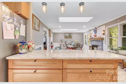 308 London Road, Hendersonville, NC 28739 - Photo 9