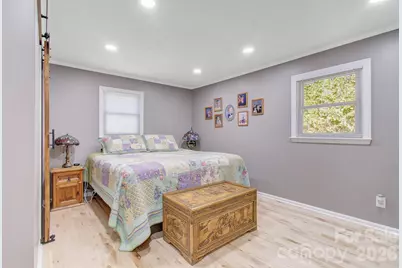 308 London Road, Hendersonville, NC 28739 - Photo 15