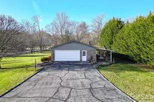 308 London Rd, Hendersonville, NC 28739 - Photo 3