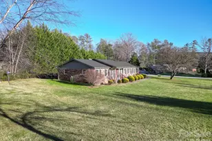308 London Rd, Hendersonville, NC 28739 - Photo 25