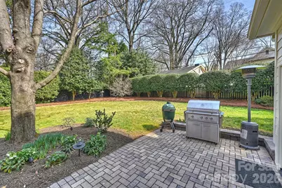 1555 Queens Road W, Charlotte, NC 28207 - Photo 43