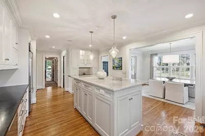 1555 Queens Road W, Charlotte, NC 28207 - Photo 15