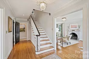 1555 Queens Rd W, Charlotte, NC 28207 - Photo 5