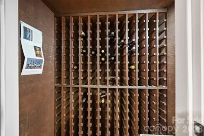 1555 Queens Road W, Charlotte, NC 28207 - Photo 35