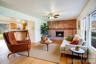 52 Broad St, Waynesville, NC 28786 - Photo 5