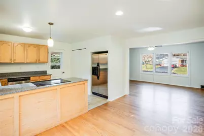 52 Broad Street, Waynesville, NC 28786 - Photo 7