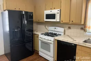 544 N Center St, Statesville, NC 28677 - Photo 7