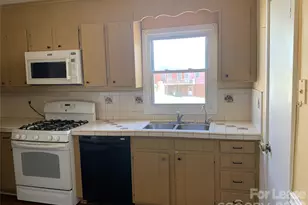 544 N Center St, Statesville, NC 28677 - Photo 27
