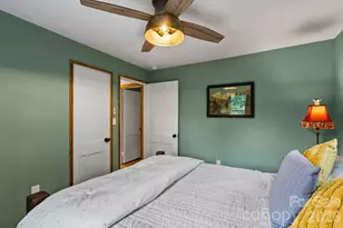 200 Aurora Dr, Asheville, NC 28805 - Photo 27