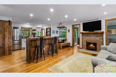 200 Aurora Drive, Asheville, NC 28805 - Photo 7