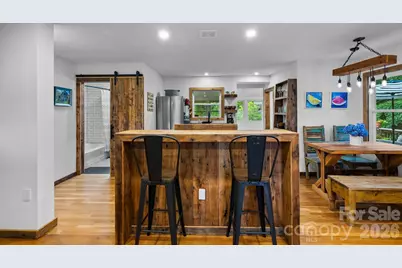 200 Aurora Drive, Asheville, NC 28805 - Photo 15