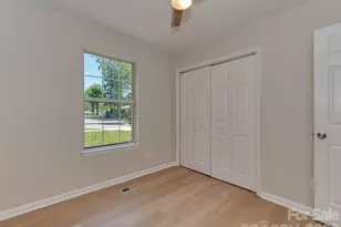 702 Selma Burke Ln, Matthews, NC 28105 - Photo 15