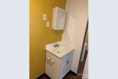 544 N Center Street #D, Statesville, NC 28677 - Photo 5