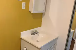 544 N Center St, Statesville, NC 28677 - Photo 5