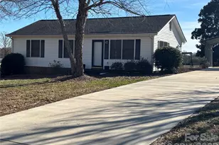 1609 Musselwhite Rd, Wingate, NC 28174 - Photo 3